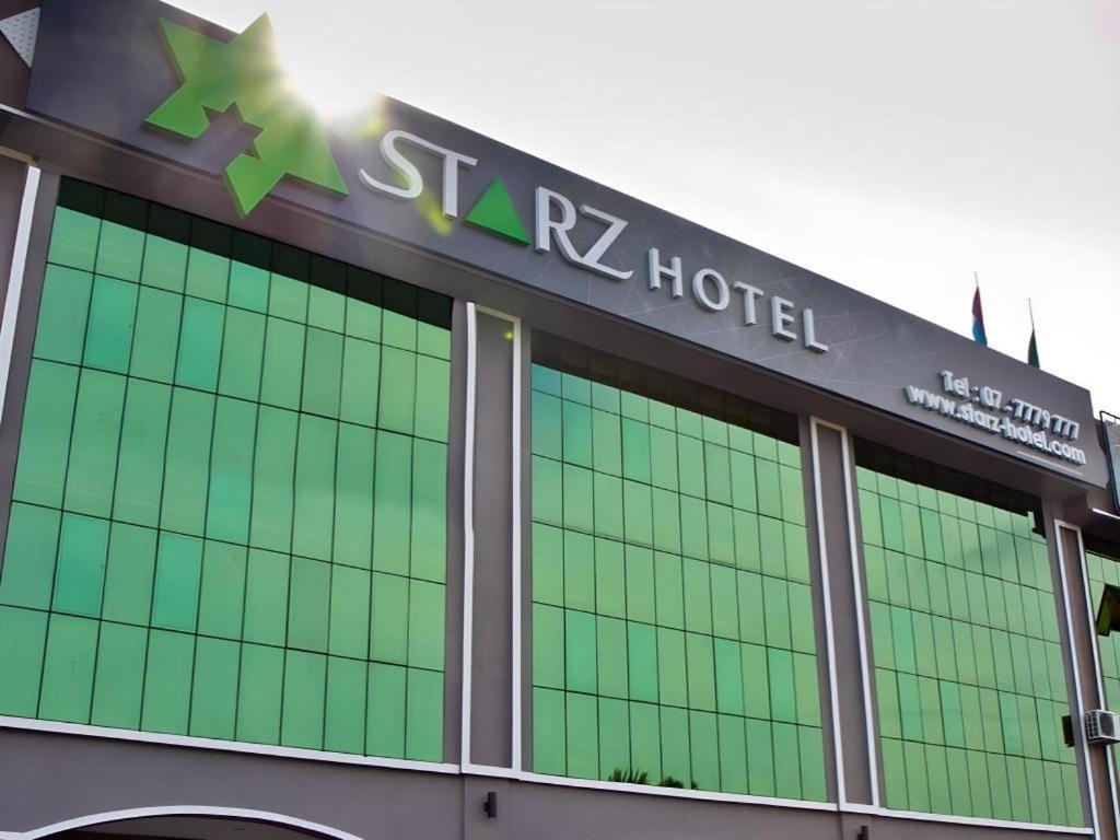 Starz Hotel Клуанг Экстерьер фото