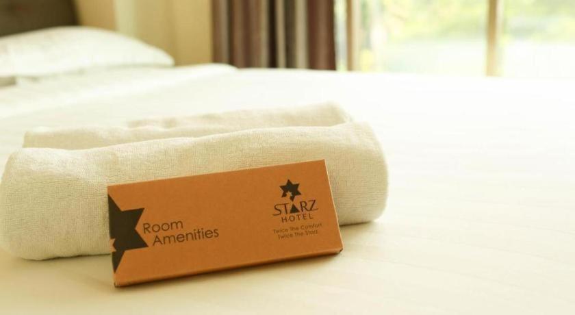 Starz Hotel Клуанг Экстерьер фото