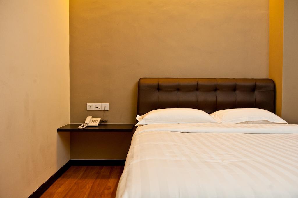 Starz Hotel Клуанг Номер фото