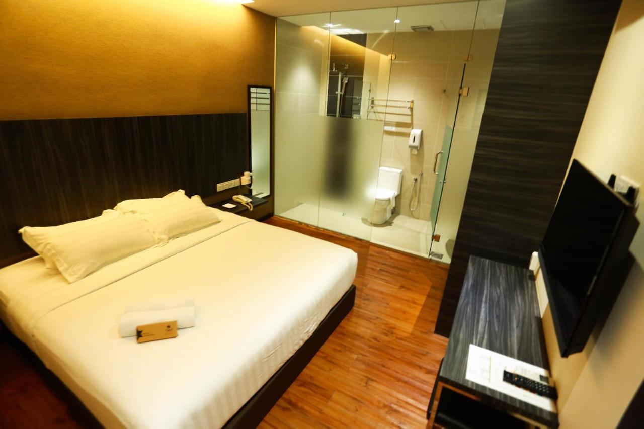 Starz Hotel Клуанг Экстерьер фото